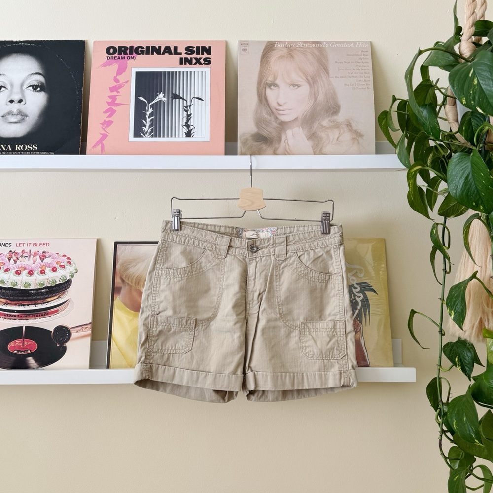 2000s Beige Tan Women's Shorts